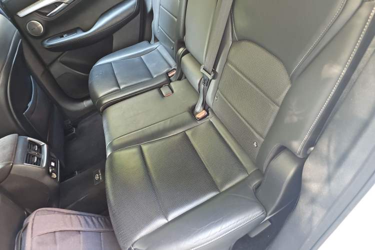 Used Infiniti QX50 2018 2.0T Four-Wheel Drive Luxury Edition Left Rear Seat
