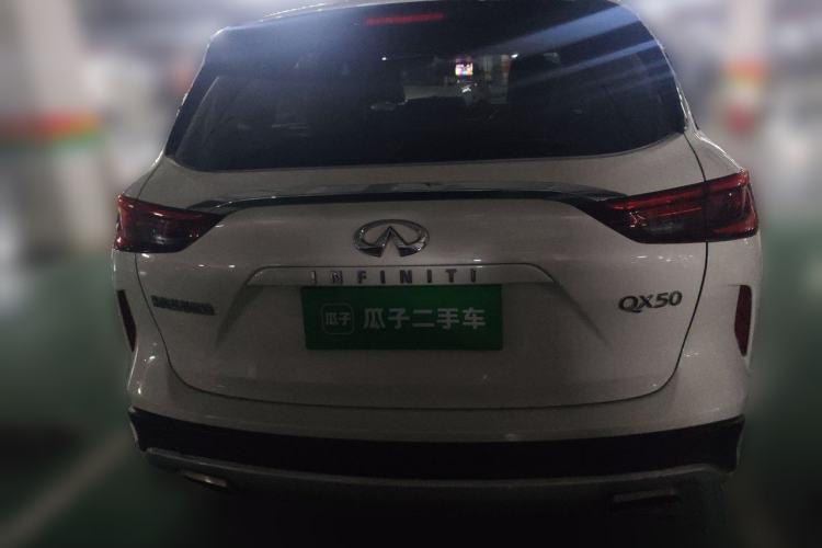 Used Infiniti QX50 2018 2.0T Two-Wheel Drive Fashion Edition Rear