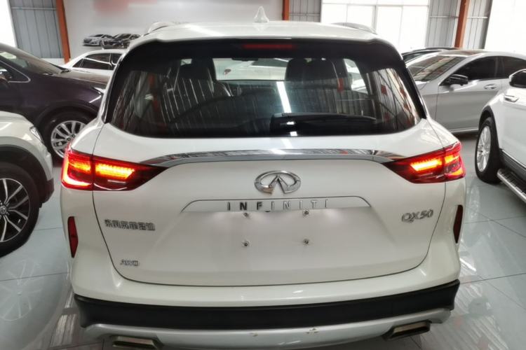 Used Infiniti QX50 2018 2.0T Four-Wheel Drive Smart Edition Rear
