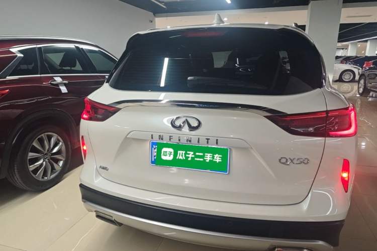 Used Infiniti QX50 2018 2.0T Four-Wheel Drive Elite Edition Rear