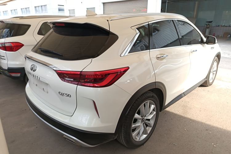 Used Infiniti QX50 2018 2.0T Four-Wheel Drive Smart Edition Rear Right 45 Deg