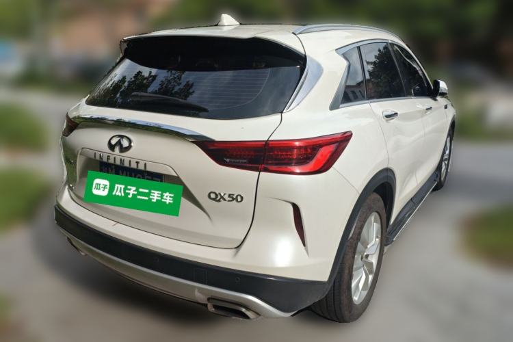 Used Infiniti QX50 2018 2.0T Four-Wheel Drive Elite Edition Rear Right 45 Deg