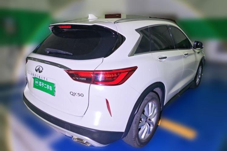 Used Infiniti QX50 2018 2.0T Two-Wheel Drive Fashion Edition Rear Right 45 Deg