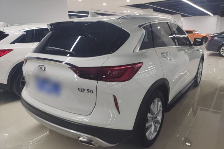 Used Infiniti QX50 2018 2.0T Four-Wheel Drive Smart Edition Rear Right 45 Deg
