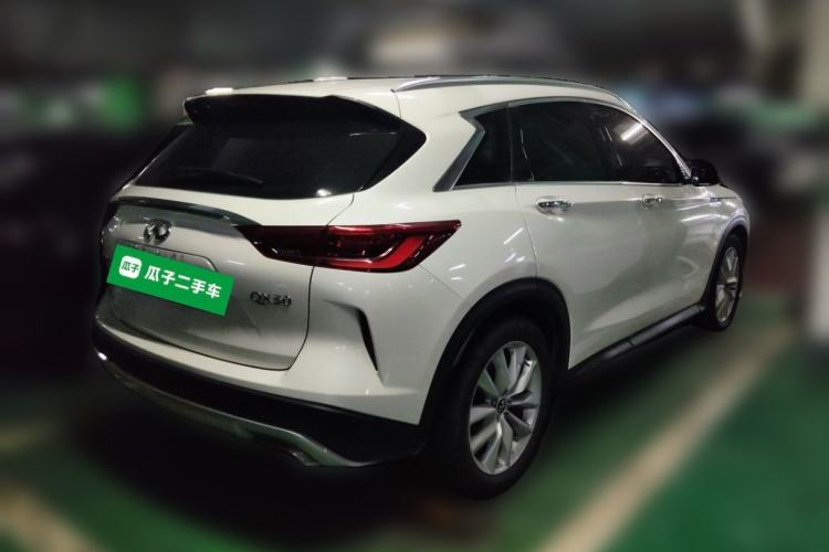 Used Infiniti QX50 2018 2.0T Four-Wheel Drive Elite Edition Rear Right 45 Deg