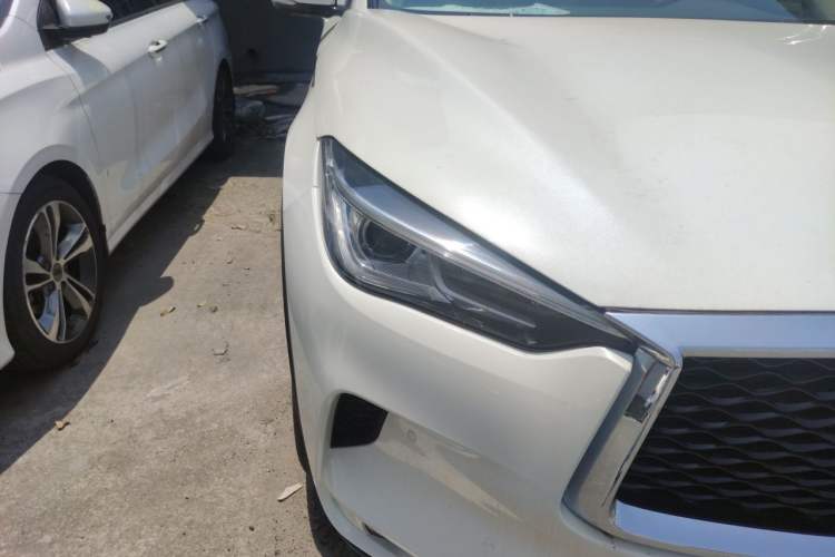 Used Infiniti QX50 2018 2.0T Four-Wheel Drive Elite Edition Right Front Headlight