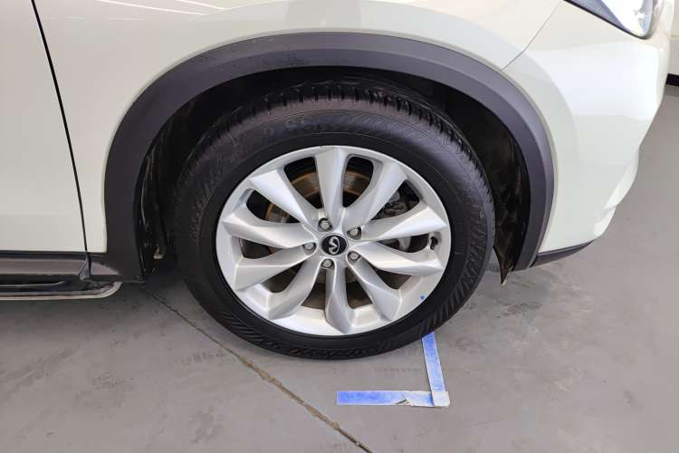 Used Infiniti QX50 2018 2.0T Two-Wheel Drive Fashion Edition Right Front Wheel Hub