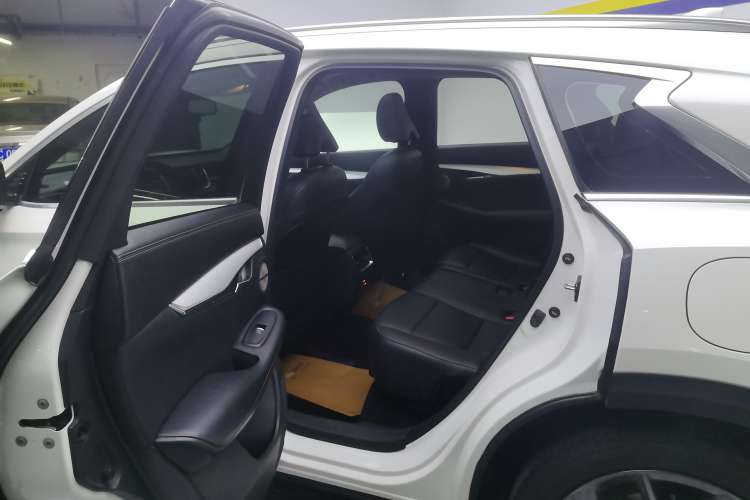 Used Infiniti QX50 2018 2.0T Four-Wheel Drive Smart Edition Right Rear Seat
