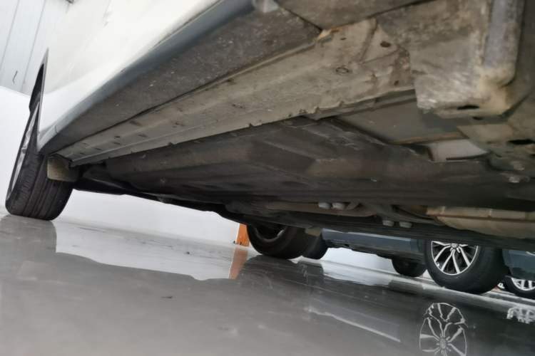Used Infiniti QX50 2018 2.0T Four-Wheel Drive Smart Edition Right Side Sill