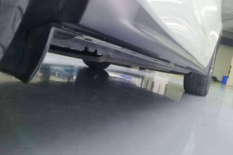 Used Infiniti QX50 2018 2.0T Four-Wheel Drive Smart Edition Right Side Sill