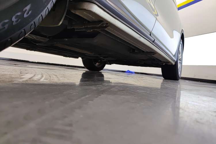 Used Infiniti QX50 2018 2.0T Two-Wheel Drive Fashion Edition Right Side Sill