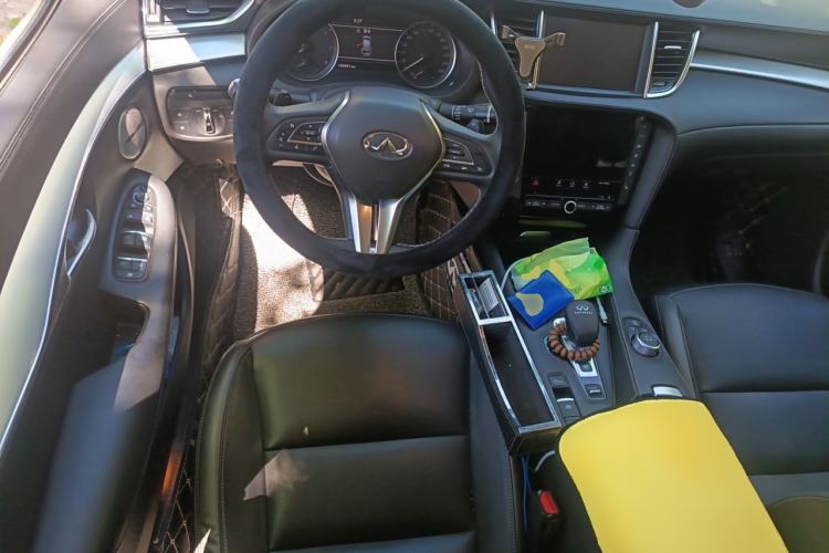 Used Infiniti QX50 2018 2.0T Four-Wheel Drive Elite Edition Steering Wheel