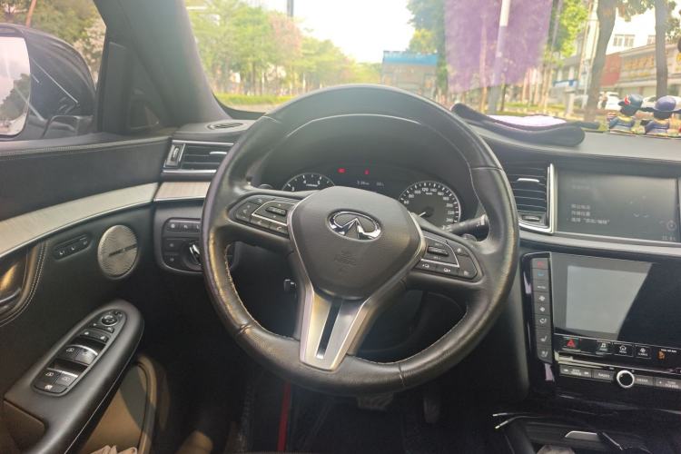 Used Infiniti QX50 2018 2.0T Four-Wheel Drive Flagship Edition Steering Wheel