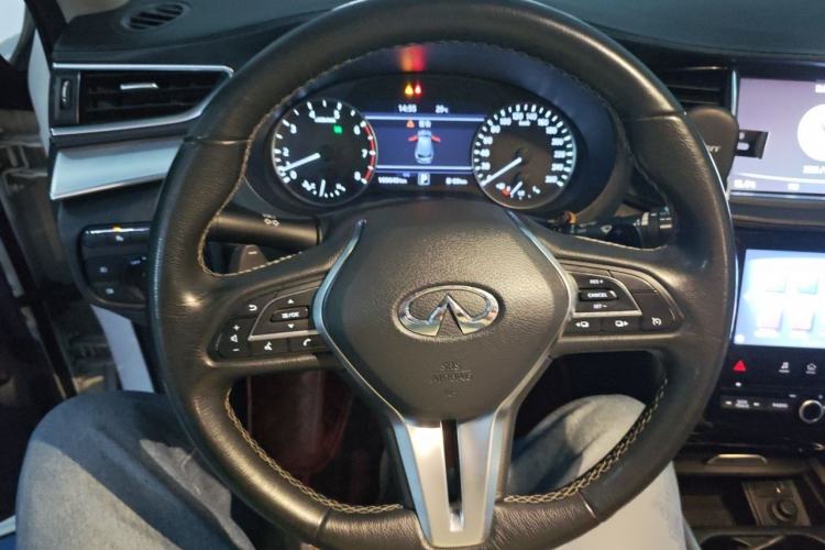 Used Infiniti QX50 2018 2.0T Two-Wheel Drive Fashion Edition Steering Wheel