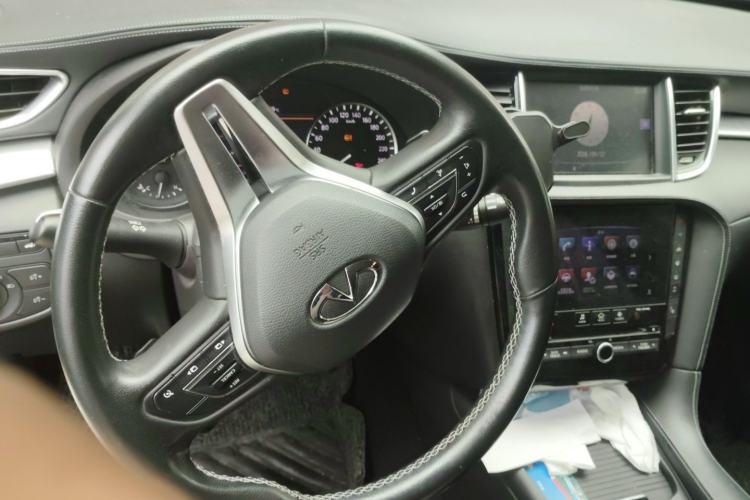 Used Infiniti QX50 2018 2.0T Two-Wheel Drive Fashion Edition Steering Wheel