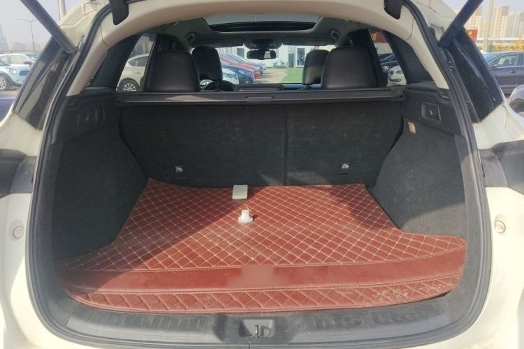 Used Infiniti QX50 2018 2.0T Four-Wheel Drive Elite Edition Trunk