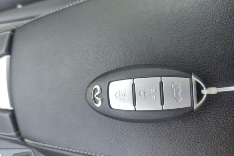 Used Infiniti QX50 2018 2.0T Four-Wheel Drive Elite Edition Vehicle Key