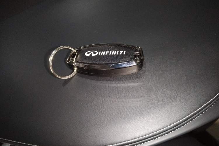 Used Infiniti QX50 2018 2.0T Four-Wheel Drive Smart Edition Vehicle Key