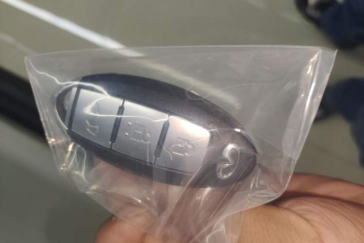 Used Infiniti QX50 2018 2.0T Four-Wheel Drive Smart Edition Vehicle Key