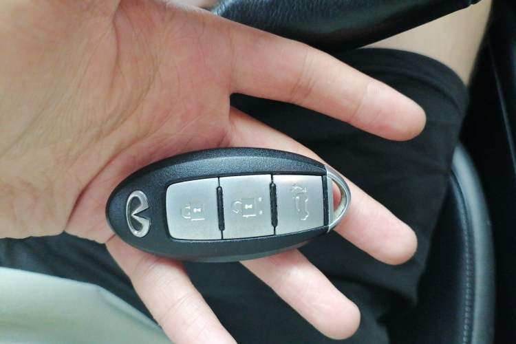 Used Infiniti QX50 2018 2.0T Four-Wheel Drive Elite Edition Vehicle Key