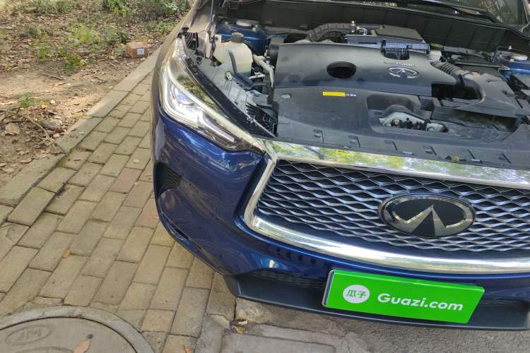 Used Infiniti QX50 2019 2.0T 30th Anniversary Limited Edition Engine Bay Right