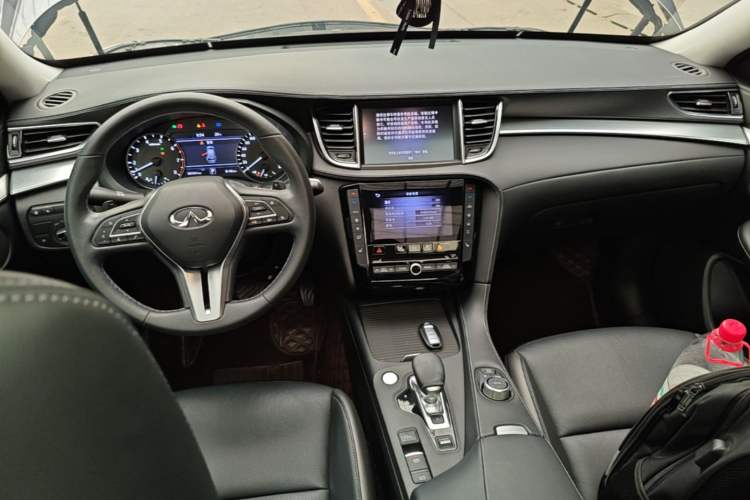 Used Infiniti QX50 2019 2.0T 30th Anniversary Limited Edition Center Console