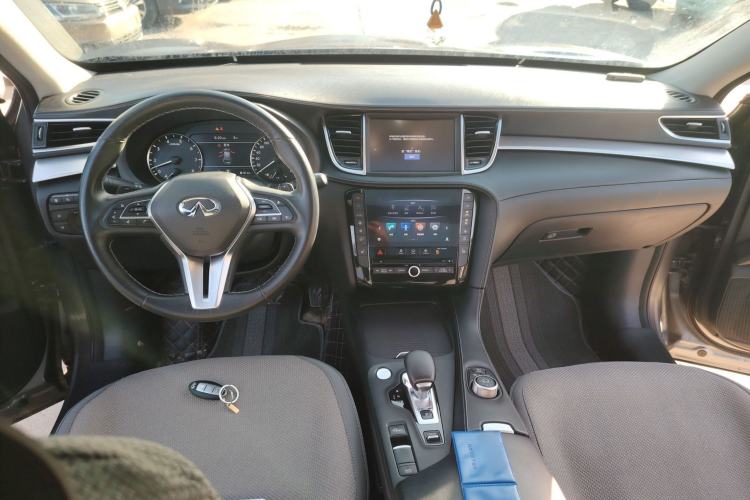 Used Infiniti QX50 2019 2.0T 30th Anniversary Limited Edition Center Console