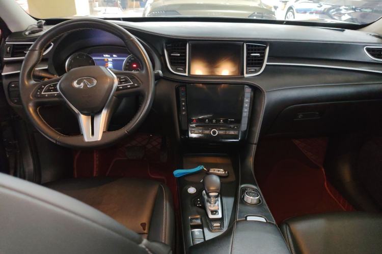 Used Infiniti QX50 2019 2.0T 30th Anniversary Limited Edition Center Console