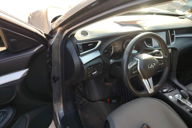 Used Infiniti QX50 2019 2.0T 30th Anniversary Limited Edition Driver Seat
