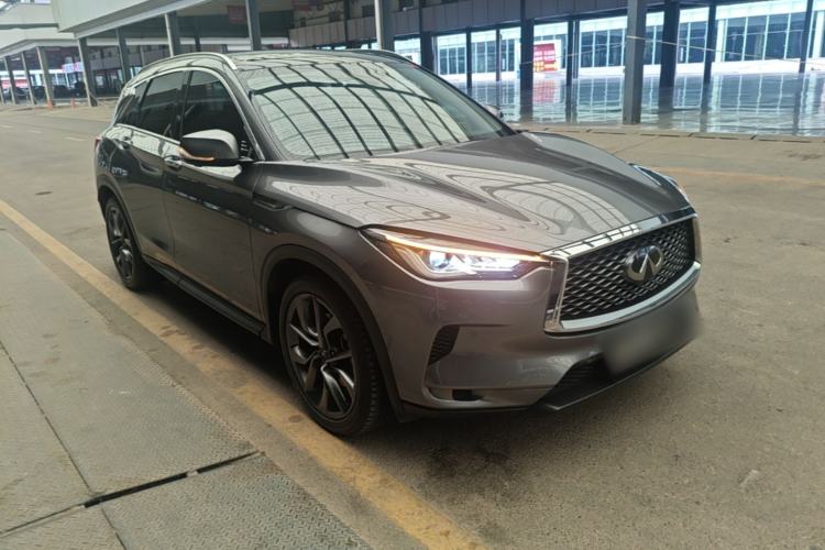 Used Infiniti QX50 2019 2.0T 30th Anniversary Limited Edition Front Right 45 Deg