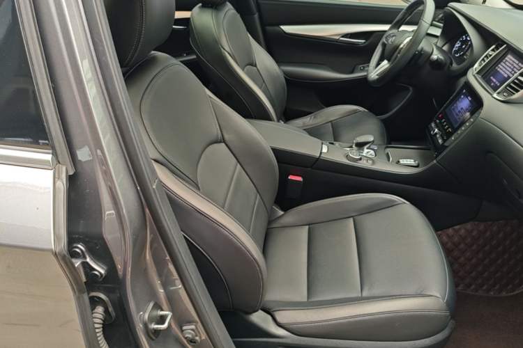 Used Infiniti QX50 2019 2.0T 30th Anniversary Limited Edition Right Front Seat