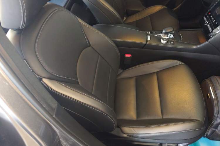 Used Infiniti QX50 2019 2.0T 30th Anniversary Limited Edition Right Front Seat