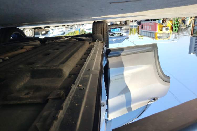 Used Infiniti QX50 2019 2.0T 30th Anniversary Limited Edition Right Side Sill