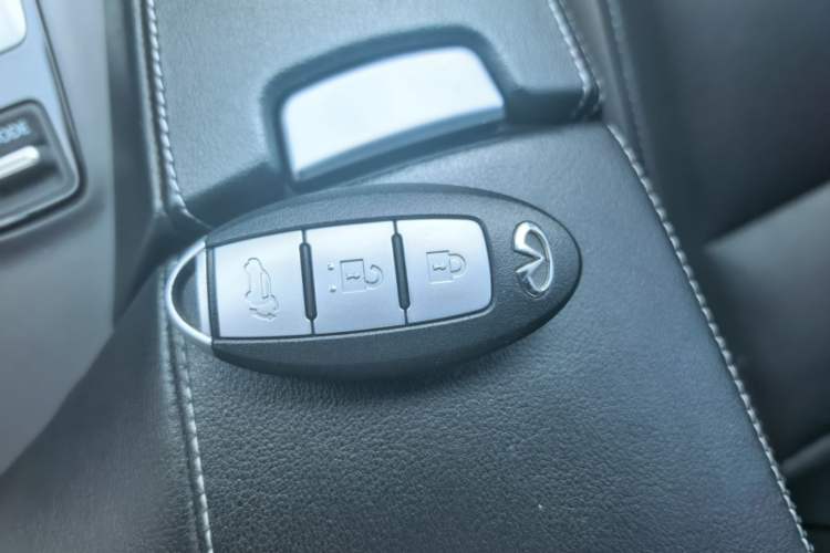 Used Infiniti QX50 2019 2.0T 30th Anniversary Limited Edition Vehicle Key