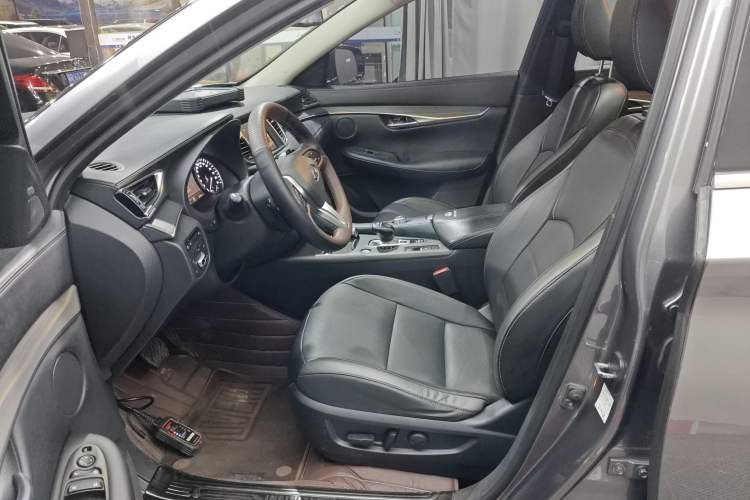 Used Infiniti QX50 2019 2.0T 30th Anniversary Limited Edition Driver Seat