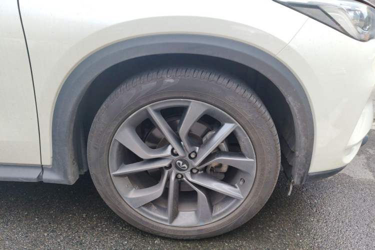 Used Infiniti QX50 2019 2.0T 30th Anniversary Limited Edition Right Front Wheel Hub