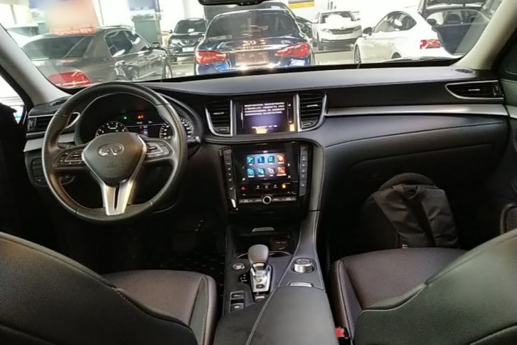 Used Infiniti QX50 2020 Revised Version 2.0T All-Wheel Drive Elite Edition Center Console