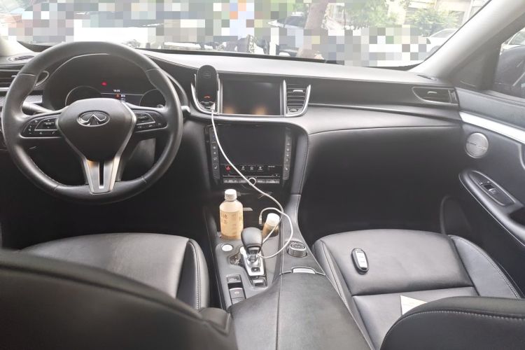 Used Infiniti QX50 2020 2.0T Two-Wheel Drive Fashion Edition Center Console