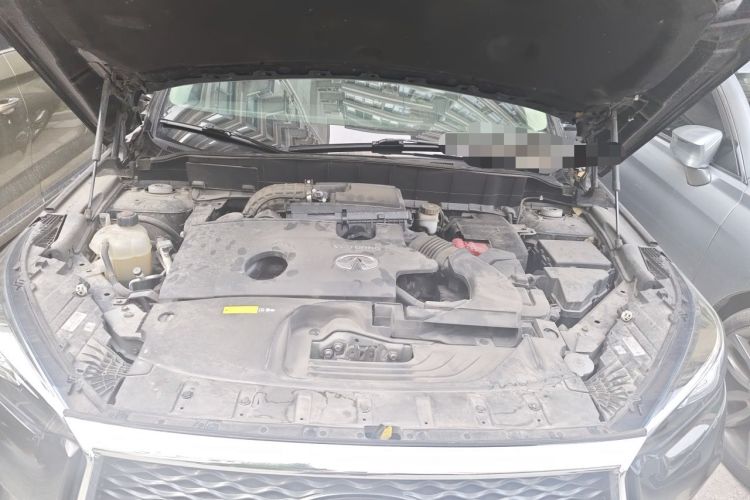 Used Infiniti QX50 2020 2.0T Two-Wheel Drive Fashion Edition Engine Bay