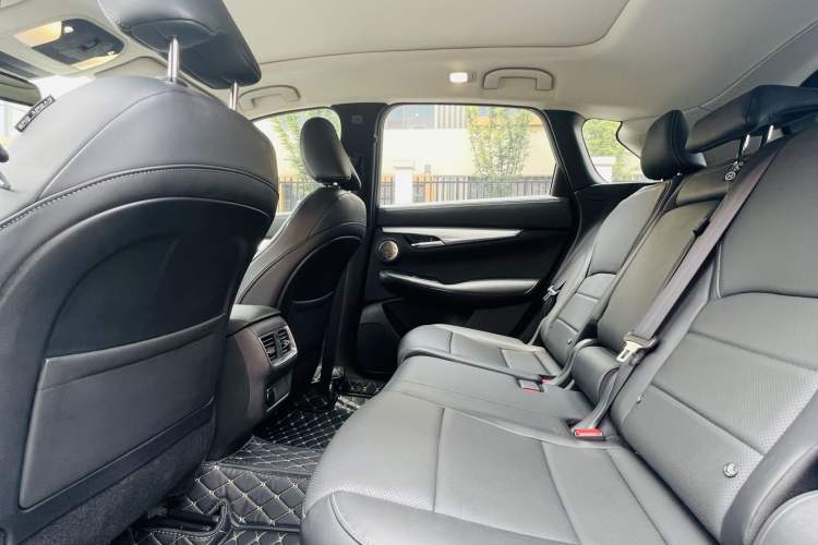Used Infiniti QX50 2020 Revised Version 2.0T All-Wheel Drive Elite Edition Interior 3