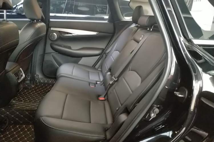 Used Infiniti QX50 2020 Revised Version 2.0T All-Wheel Drive Elite Edition Left Rear Seat