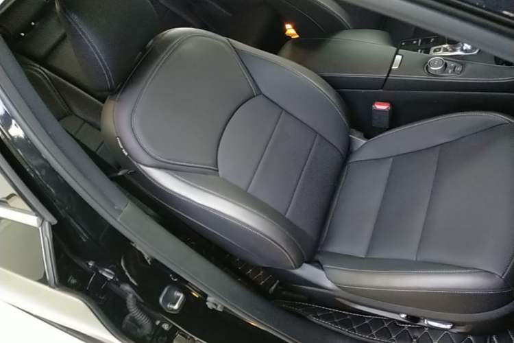 Used Infiniti QX50 2020 Revised Version 2.0T All-Wheel Drive Elite Edition Right Front Seat