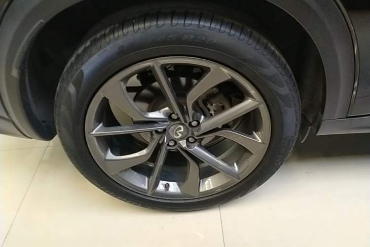 Used Infiniti QX50 2020 Revised Version 2.0T All-Wheel Drive Elite Edition Right Rear Wheel Hub