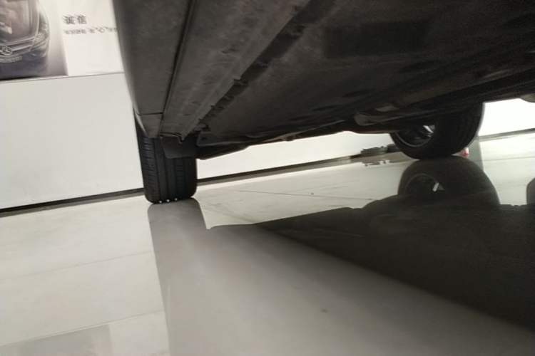 Used Infiniti QX50 2020 Revised Version 2.0T All-Wheel Drive Elite Edition Right Side Sill