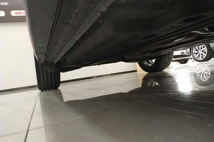 Used Infiniti QX50 2020 Revised Version 2.0T All-Wheel Drive Elite Edition Right Side Sill