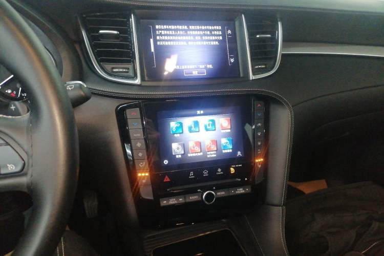 Used Infiniti QX50 2020 Revised Version 2.0T Two-Wheel Drive Fashion Edition Audio And AC Panel