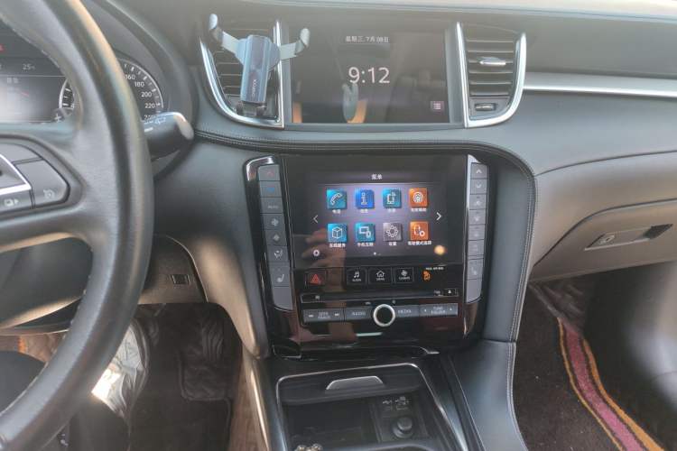 Used Infiniti QX50 2020 Revised Version 2.0T All-Wheel Drive Elite Edition Audio And AC Panel