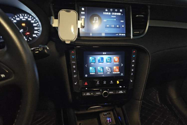 Used Infiniti QX50 2020 2.0T All-Wheel-Drive Elite Version Audio And AC Panel