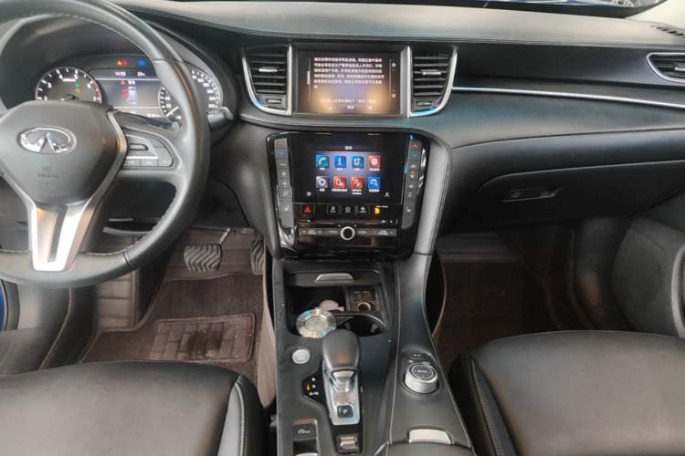 Used Infiniti QX50 2020 2.0T Two-Wheel Drive Fashion Edition Audio And AC Panel
