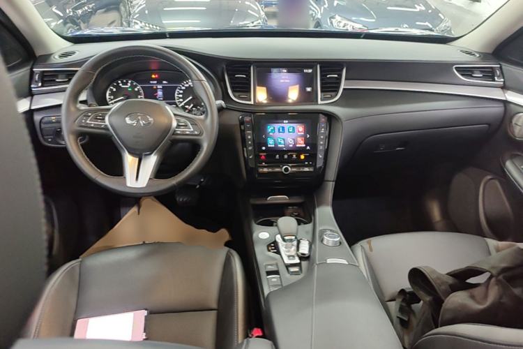 Used Infiniti QX50 2020 Revised Version 2.0T All-Wheel Drive Elite Edition Center Console